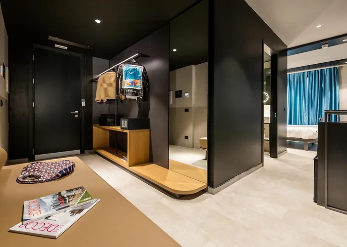 Smart Hotel Central